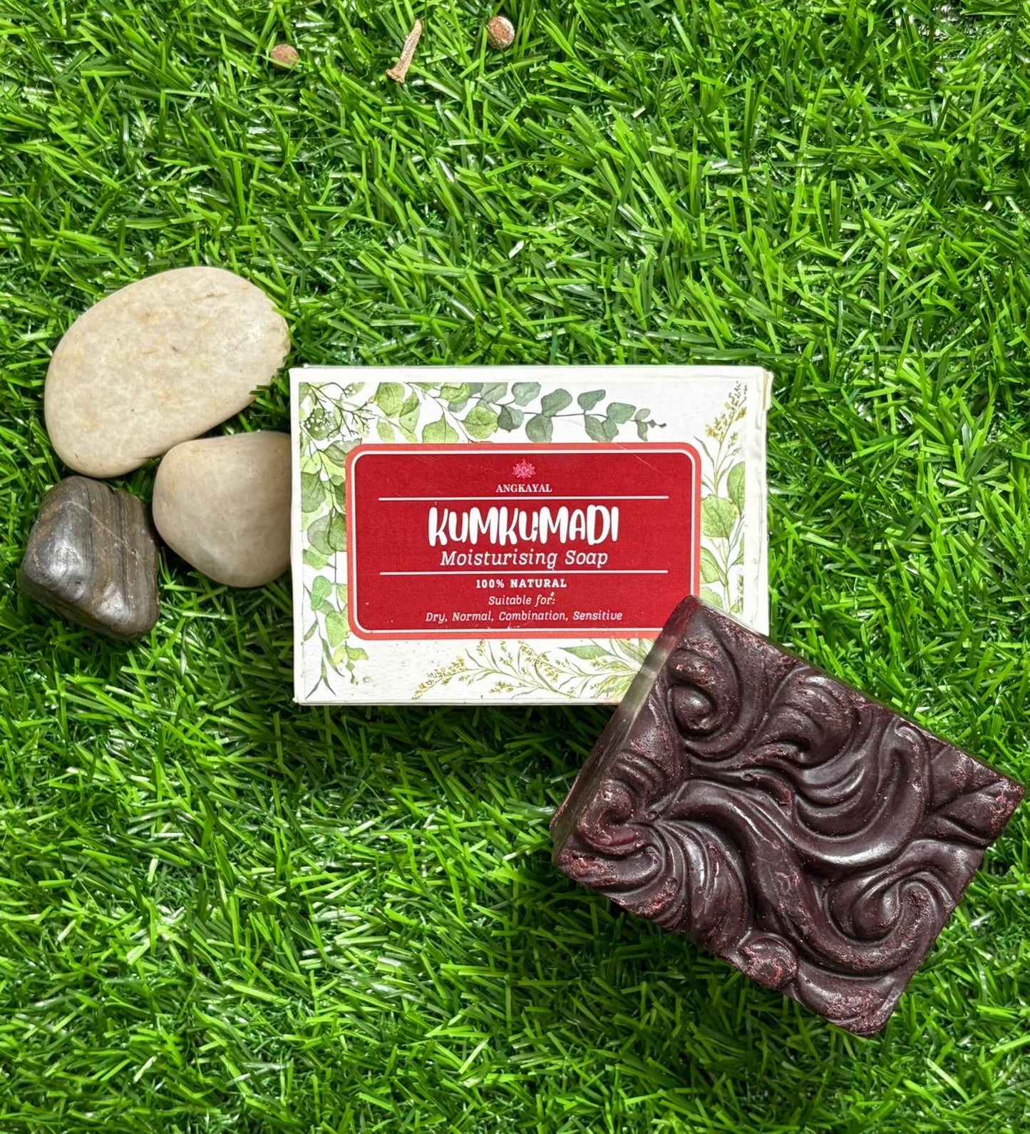 Kumkumadi Moisturising Soap - Hydrating Glow Cleanser for Dry & Sensitive Skin